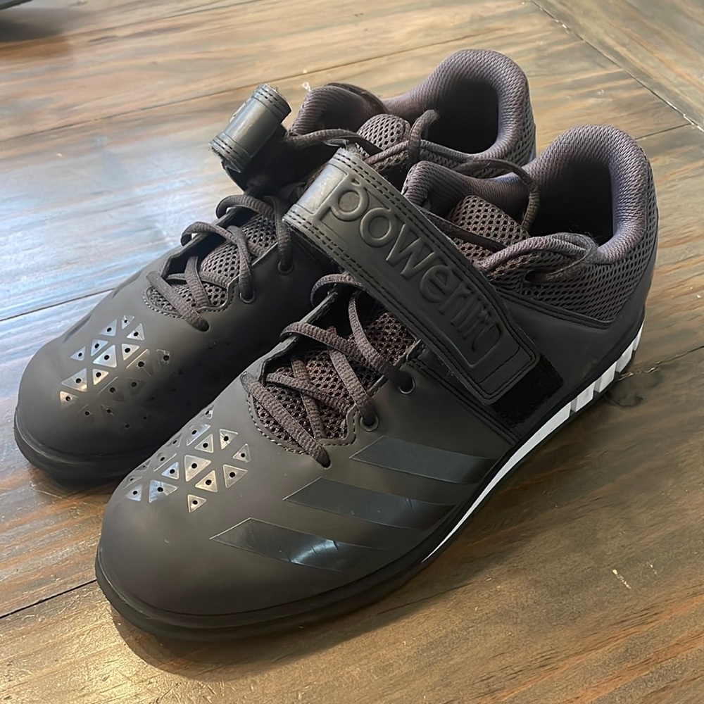 Mens adidas’s lifting shoes
